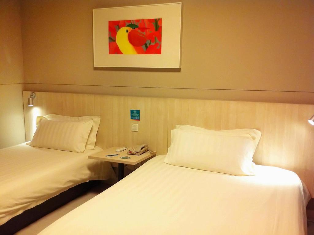 Jinjiang Inn Shijiazhuang Ping'An Street Chambre photo